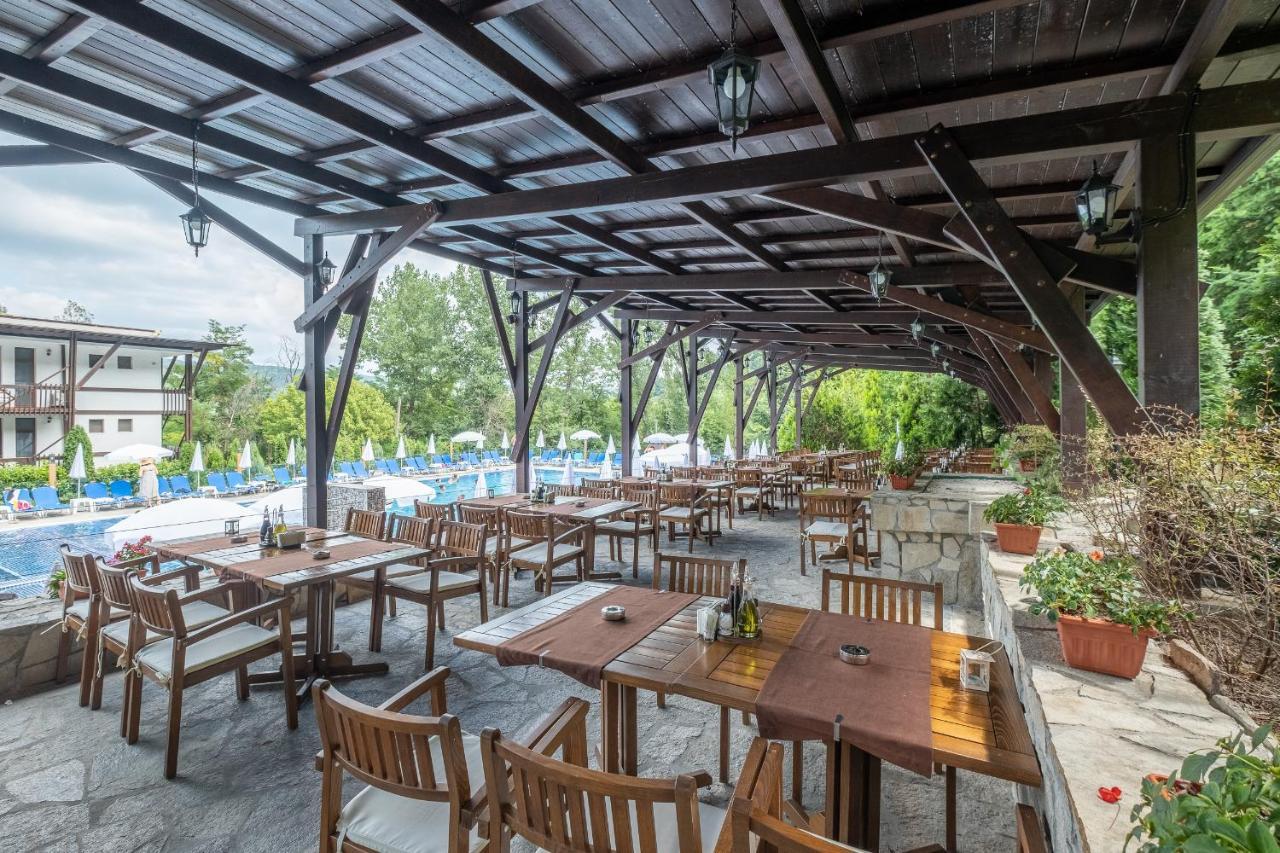 Park Hotel Asenevtsi Veliko Tarnovo Exterior photo